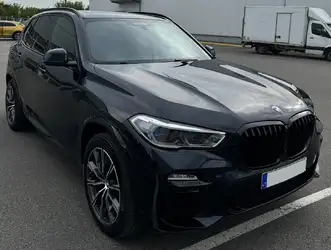 BMW X5 xDrive (1)